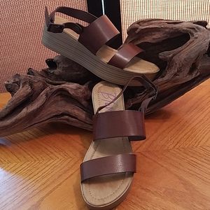 BLOWFISH MALIBU PLATFORM VEGAN LEATHER SANDALS
